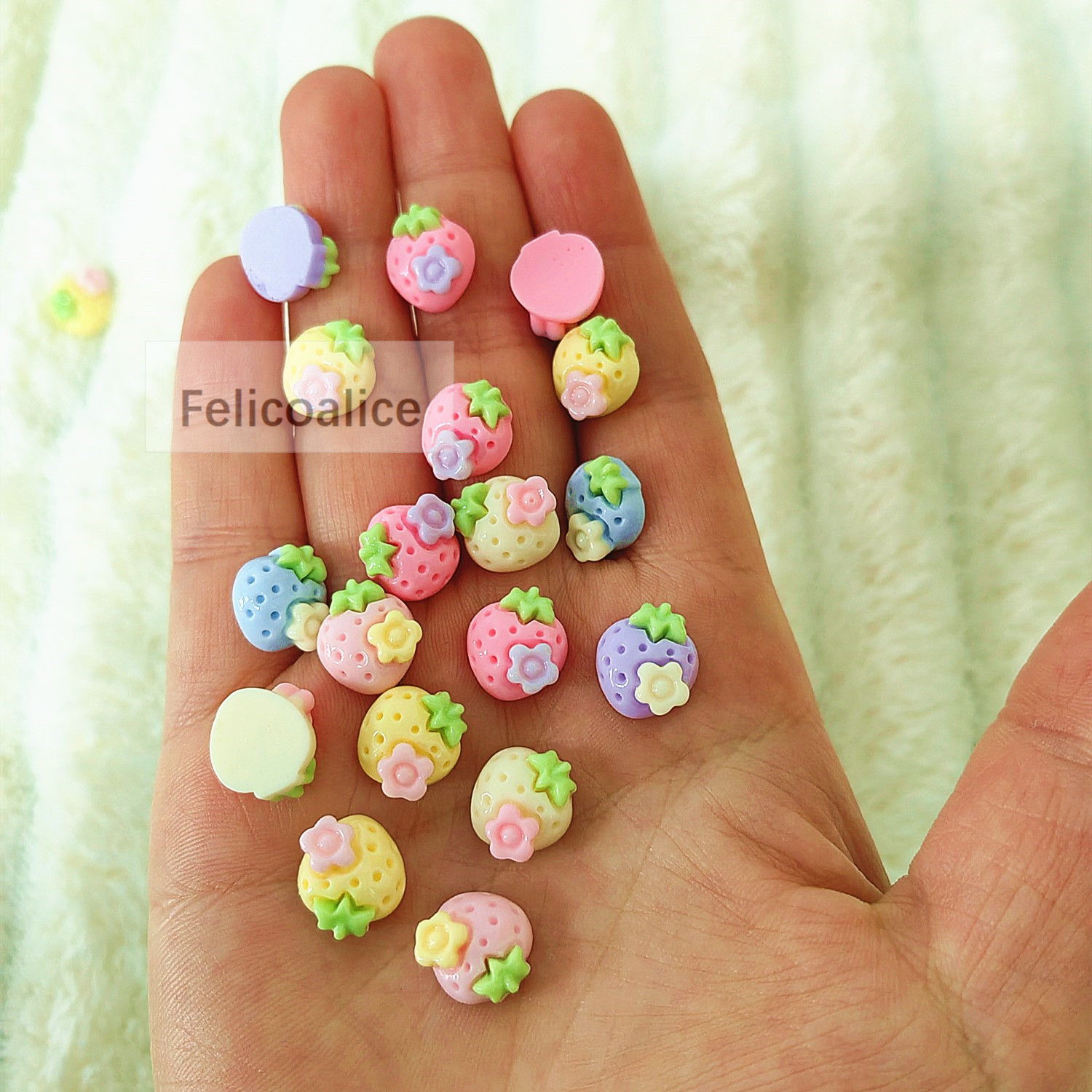 30Pcs New Cute Resin Mini Smal - Flower Preservation Resin review and price